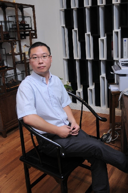 鲍乐东